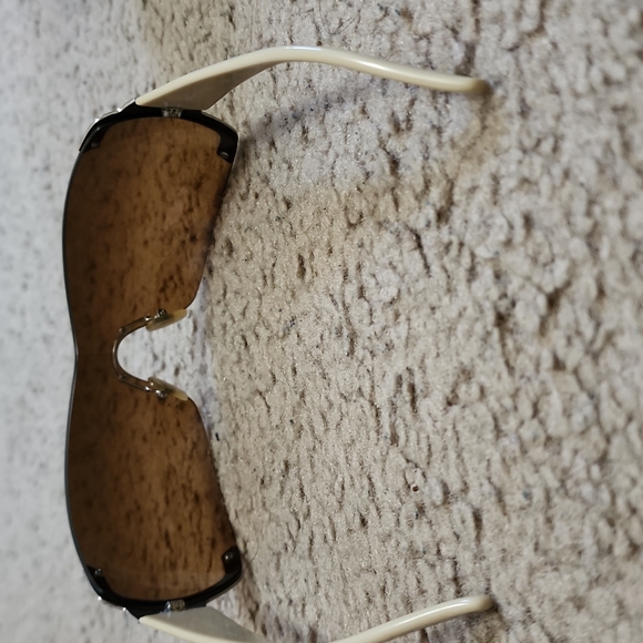 Vogue VO 3593-S Fashion Sunglasses - Picture 3 of 4